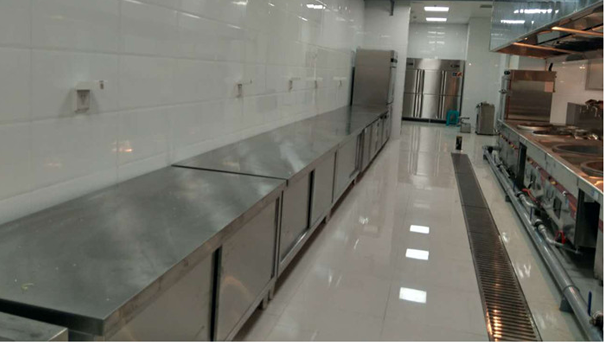 學校午夜视频免费在线观看設備現場圖