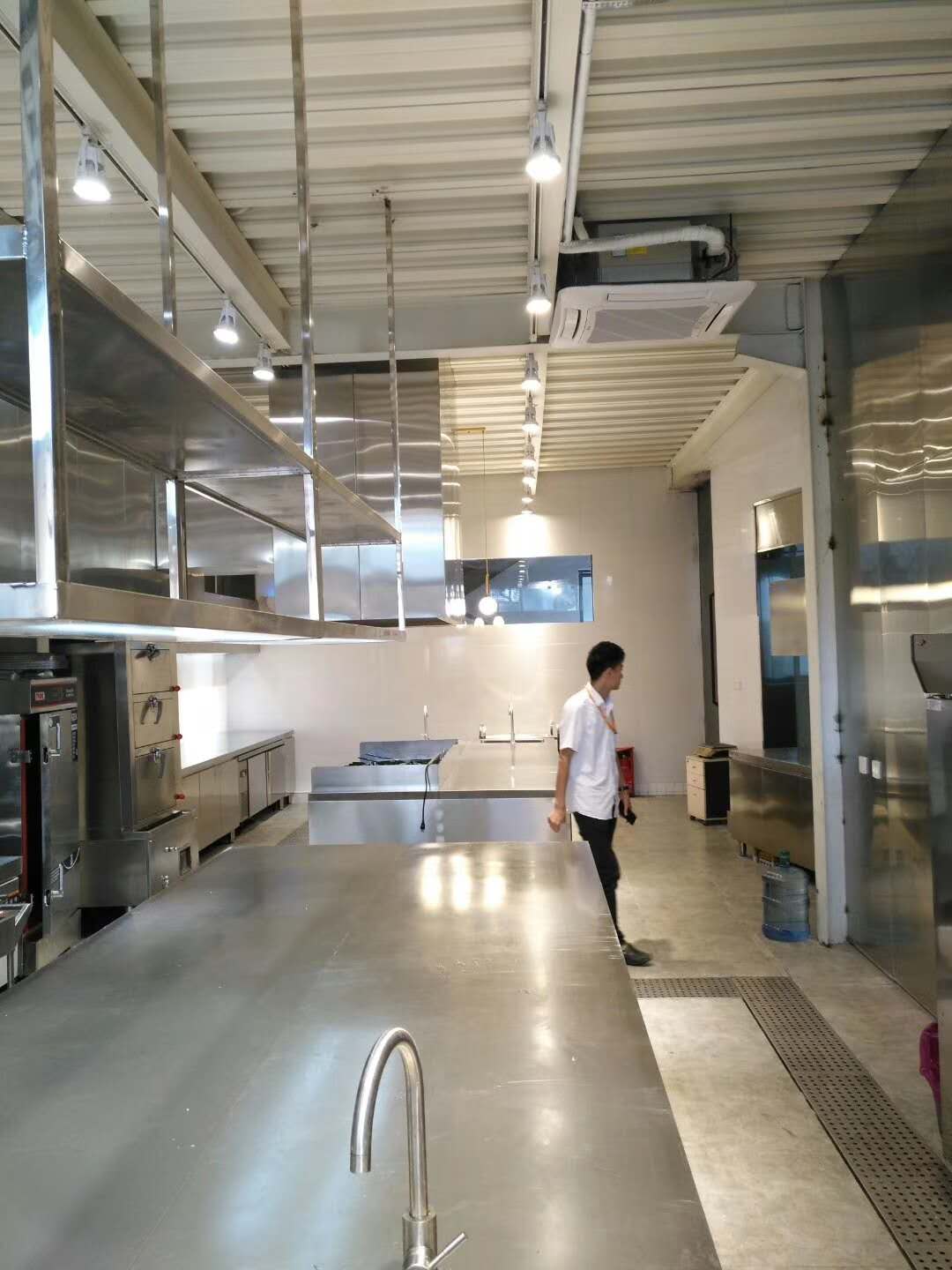 酒店午夜视频免费在线观看設備