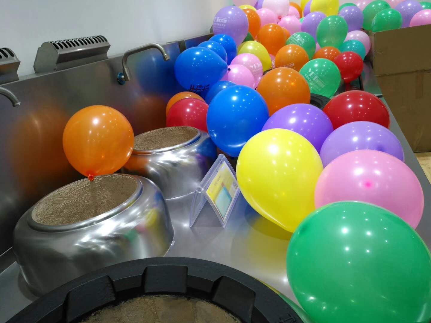 成都午夜视频免费在线观看設備公司午夜影院污在线观看年會籌備照片6