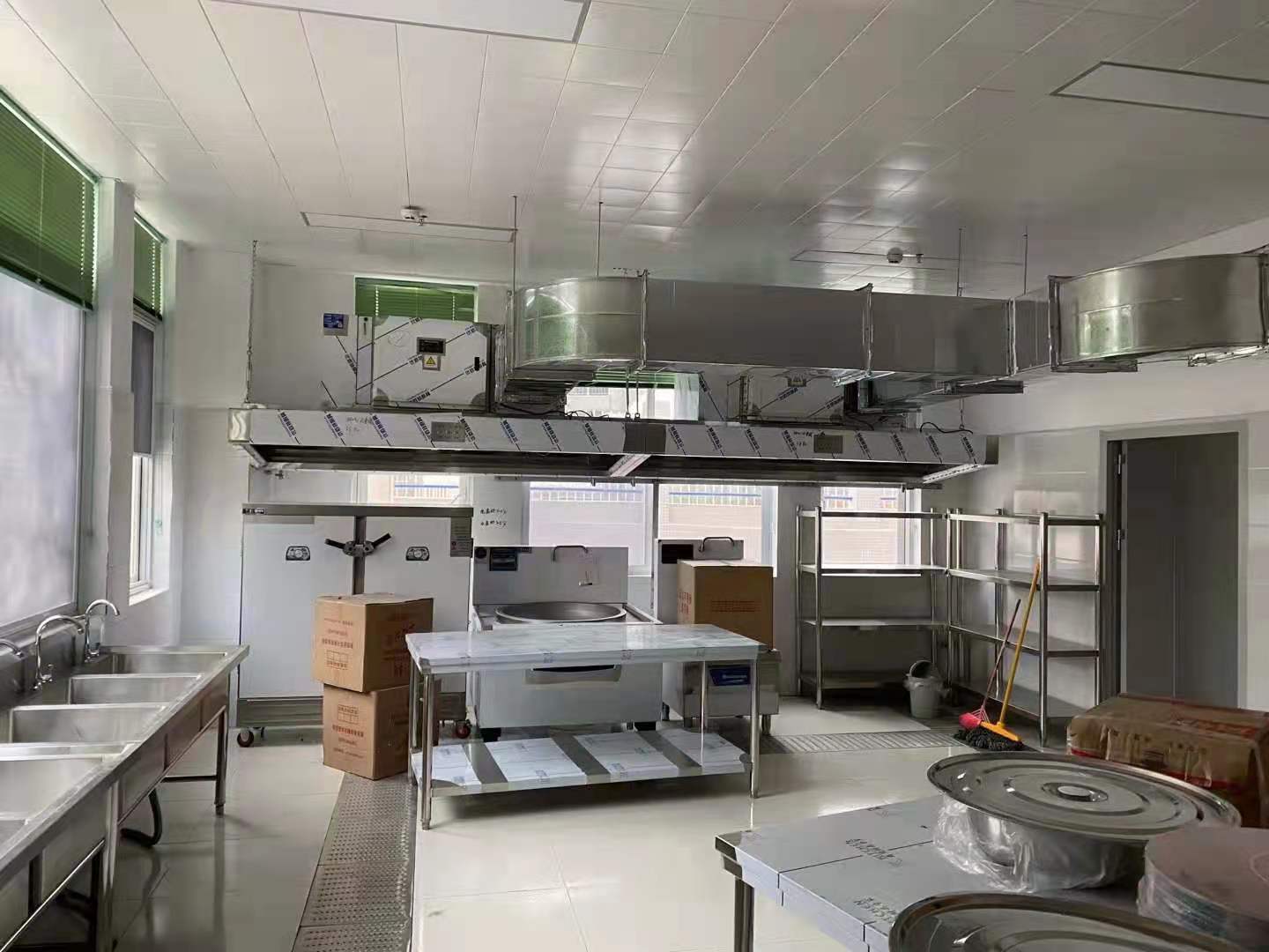 學校食堂午夜视频免费在线观看設備2