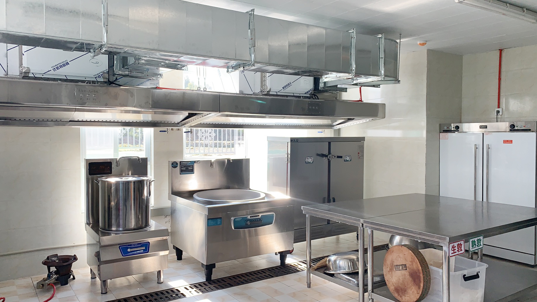 幼兒園學校午夜视频免费在线观看設備2