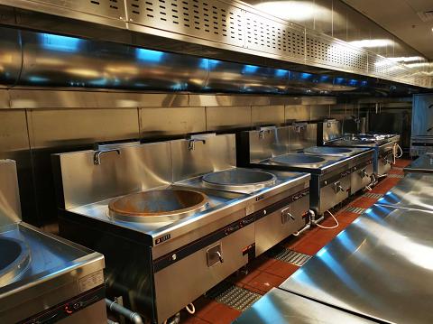 餐廳午夜视频免费在线观看設備2