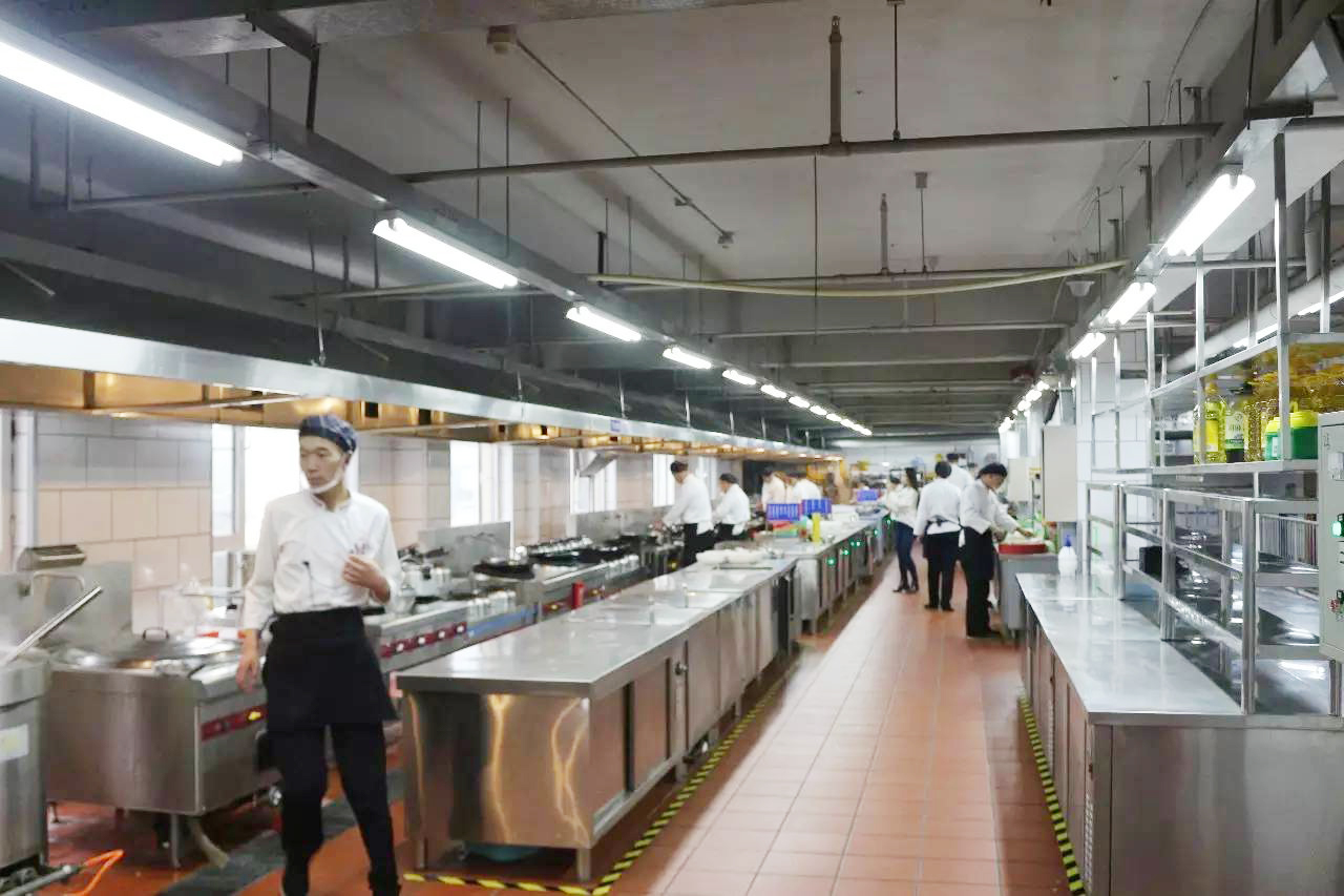 餐廳午夜视频免费在线观看設備