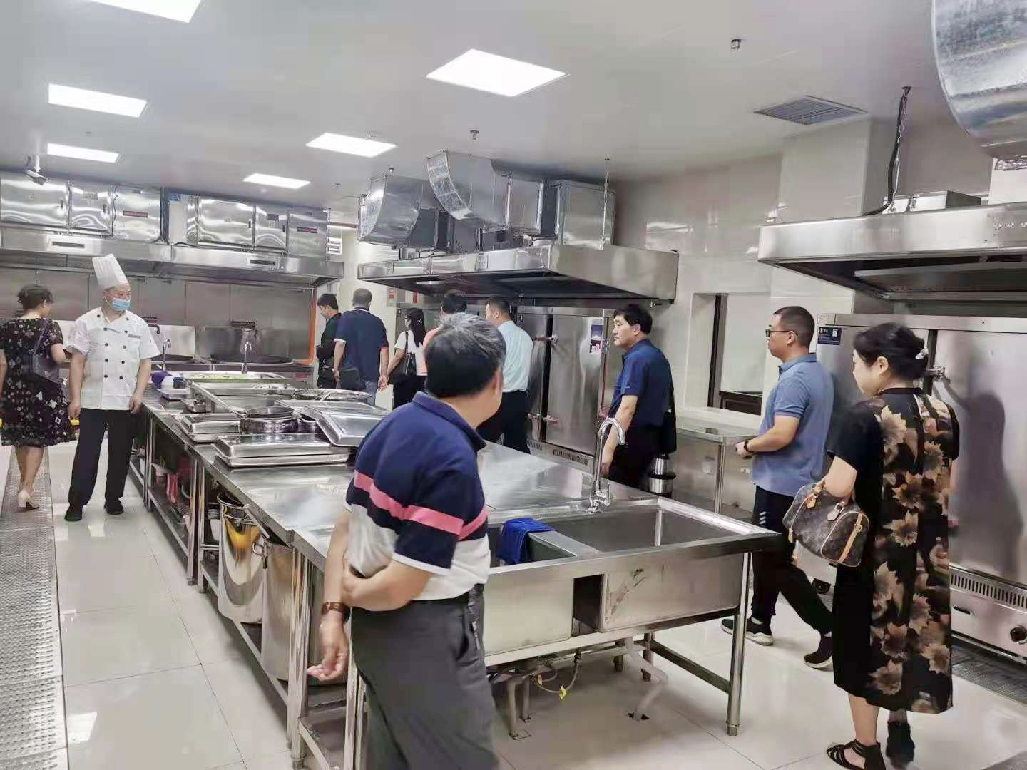 學校食堂午夜视频免费在线观看工程