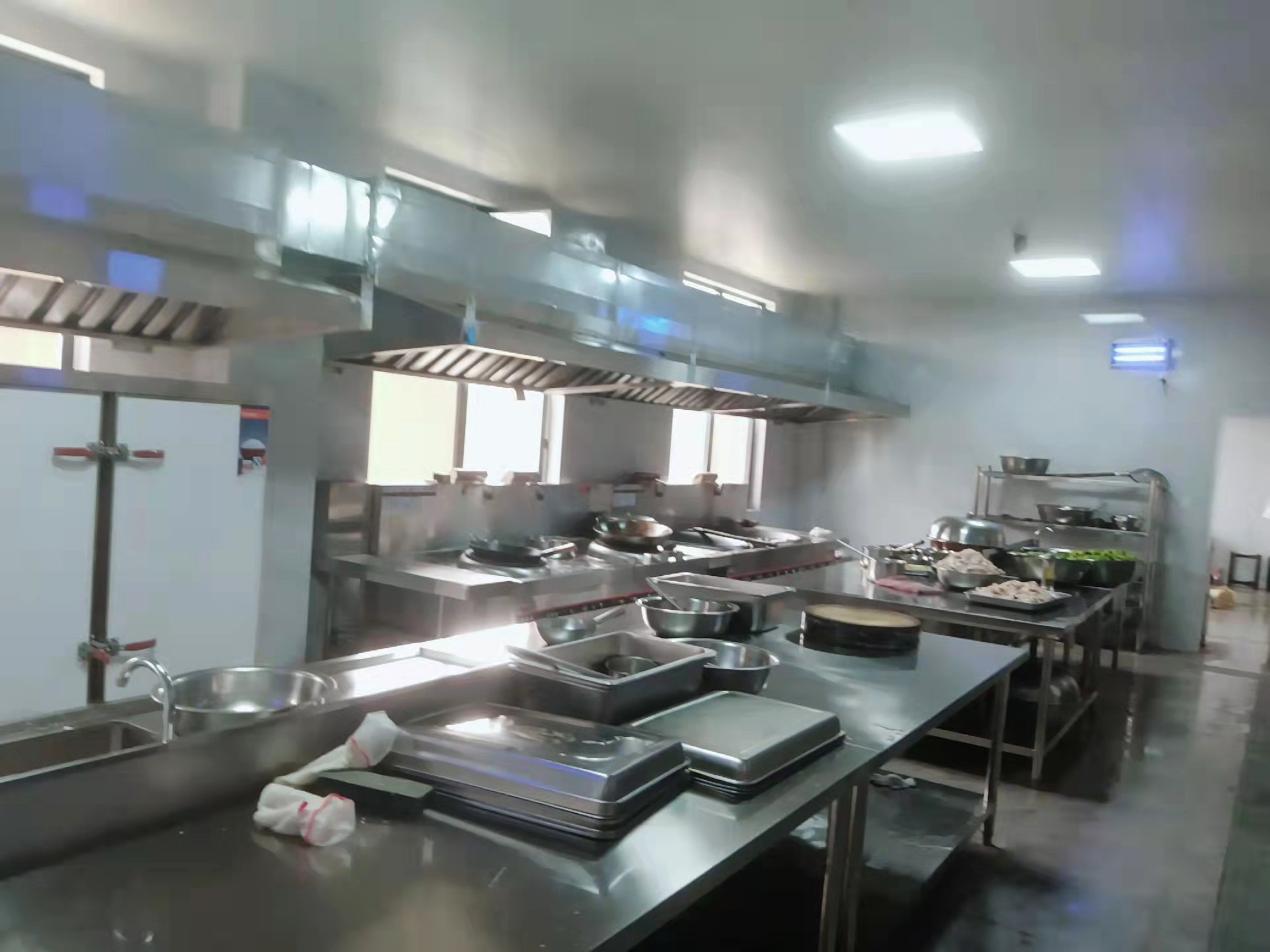 食堂午夜视频免费在线观看設備