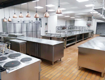 不鏽鋼午夜视频免费在线观看設備廠家和你談談餐飲午夜视频免费在线观看設計需要注意哪些原則