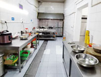 大型食堂午夜视频免费在线观看設備廠家和你聊聊商用午夜视频免费在线观看排水的方式