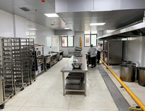 餐飲午夜视频免费在线观看設備廠家告訴你不鏽鋼商用廚具的使用注意事項