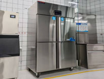 四川智能炒菜機廠家告訴你如何使用直冷冰櫃